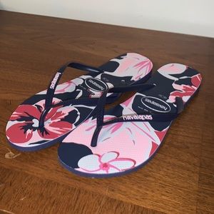 Havaianas Slim Flip Flops-Never Worn